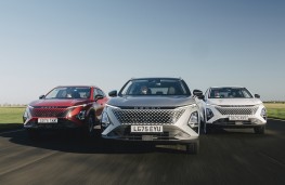 OMODA 5 SHS-H, 2026, front, group